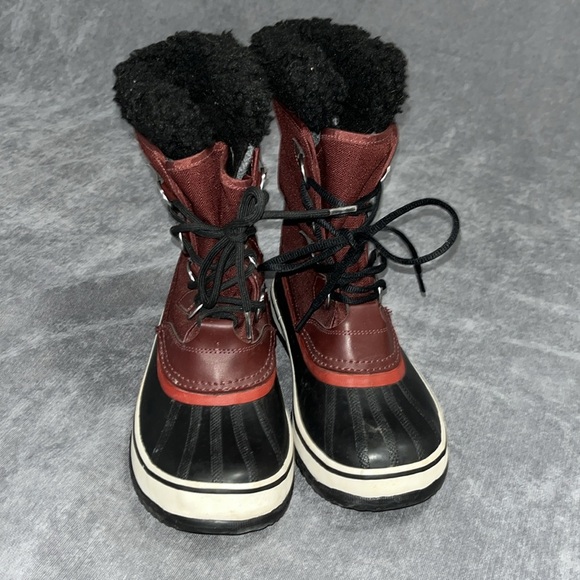 Sorel Women's Winter Carnival waterproof insulated boots size 7​ - Picture 5 of 7